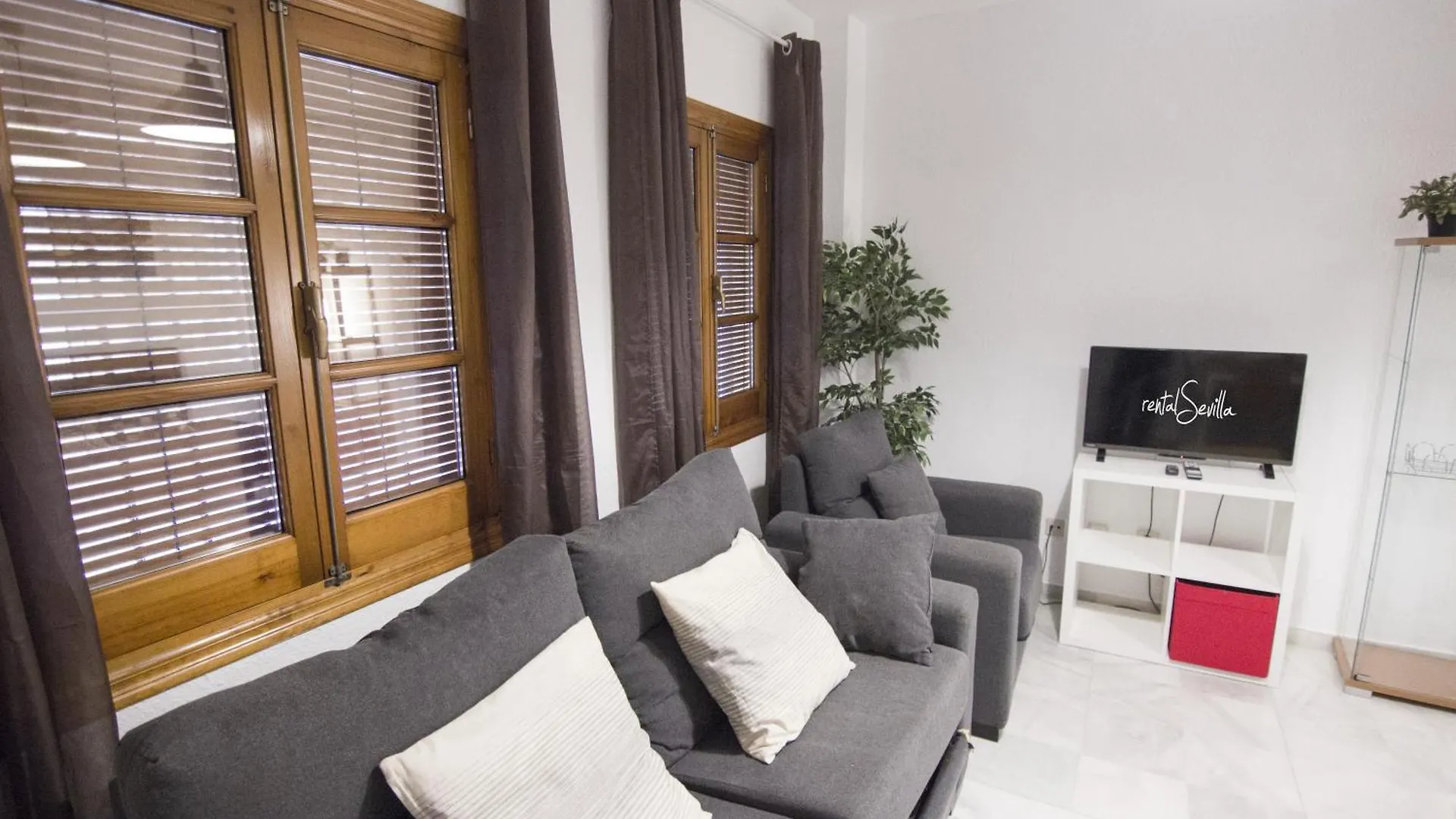 Apartamento Rentalsevilla Leonor Davalos I España